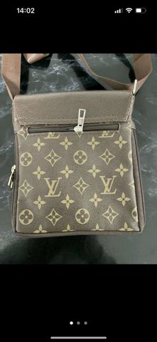 umhängetasche louis vuitton herren fake|how to check for false louis vuitton.